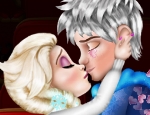 Play Free Elsa And Jack Cinema Kissing