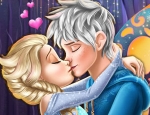 Play Free Elsa Kissing Jack Frost