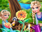 Play Free Elsa Mommy Gardening