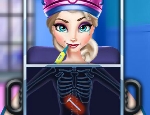 Play Free Elsa Surgeon