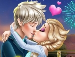 Play Free Elsa Valentine's Day Kiss
