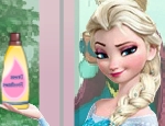 Play Free Elsa Washing Dirty Clothes