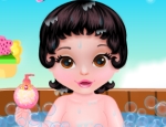 Play Free Fairytale Baby Snow White Caring