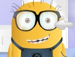 Play Free Minion Wearing Glasses