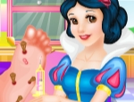 Play Free Snow White Help Rapunzel Foot Doctor